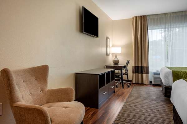  - Comfort Inn Connellsville