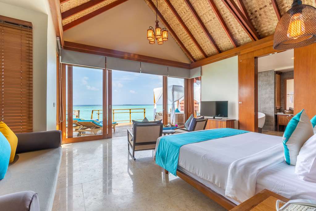 FURAVERI ISLAND RESORT AND SPA-guestroom-Guest Room,Suite,On-Site.jpg