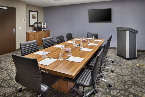  - Wingate by Wyndham Hurricane - I-64, Exit 34