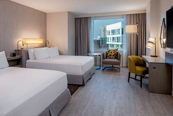  - Hyatt Regency Hotel Portland - I-5, Exit 302A