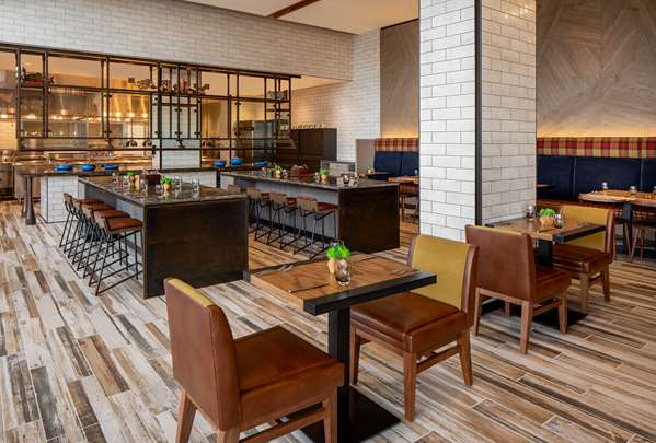 Restaurant - Hyatt Regency Hotel Portland - I-5, Exit 302A