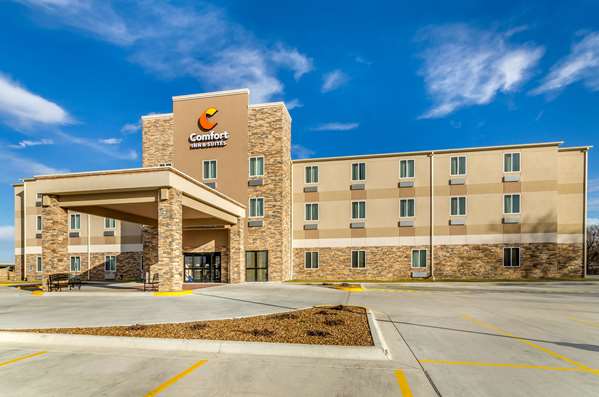 Exterior view - Comfort Inn & Suites Salina - I-70, Exit 252