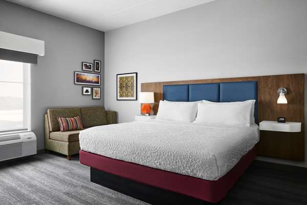  - Hampton Inn & Suites Steele Creek Charlotte - I-485, Exit 4