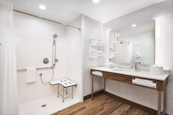  - Hampton Inn Clewiston