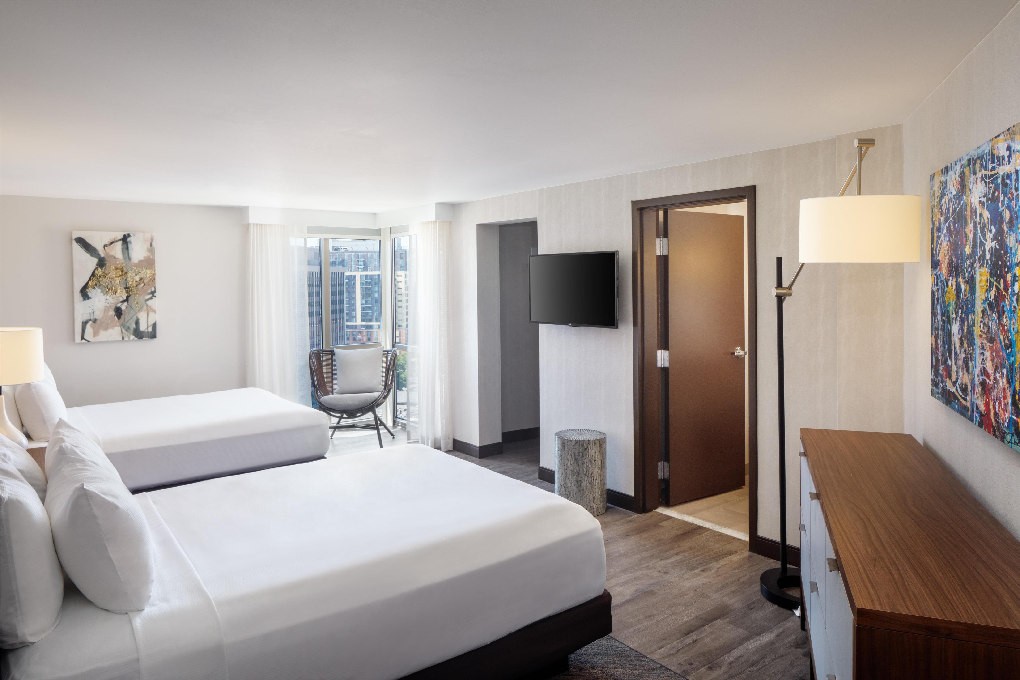 Guest room