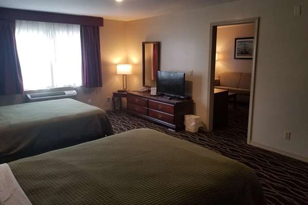  - Days Inn & Suites Sikeston - I-55, Exit 67