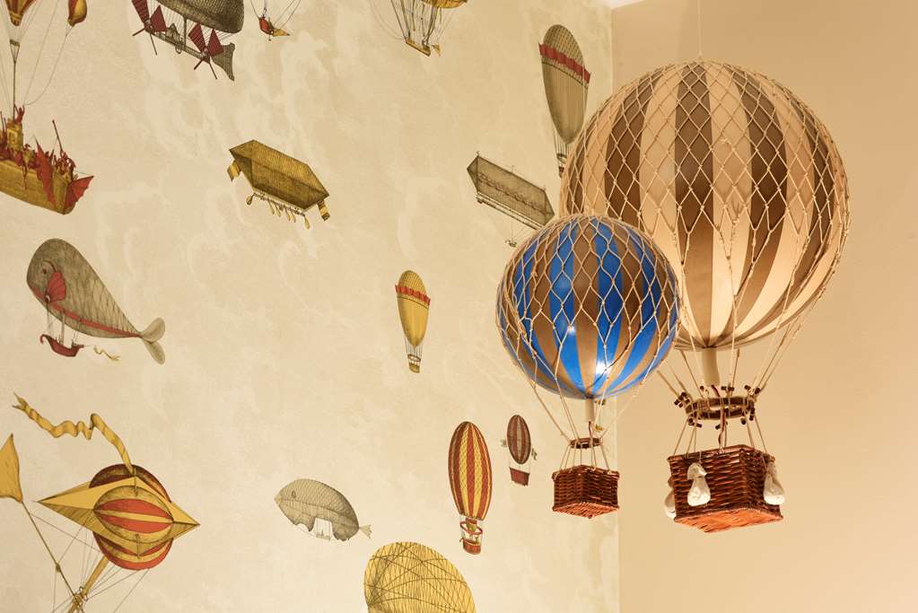 HOTEL CONTINENTAL-guestroom-Guest Room,On-Site,Miscellaneous.jpg