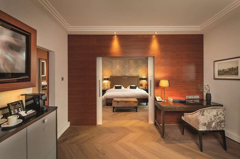 HOTEL MAXIMILIANS-guestroom-Guest Room,Suite,On-Site.jpg