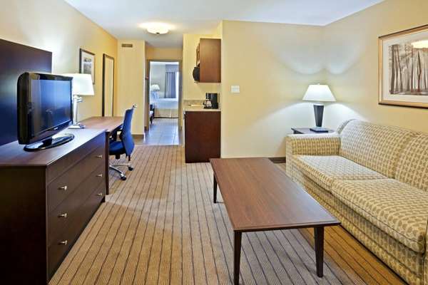  - Bayview Hotel Group Courtenay