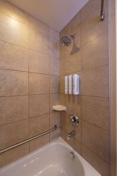  - Bayview Hotel Group Courtenay