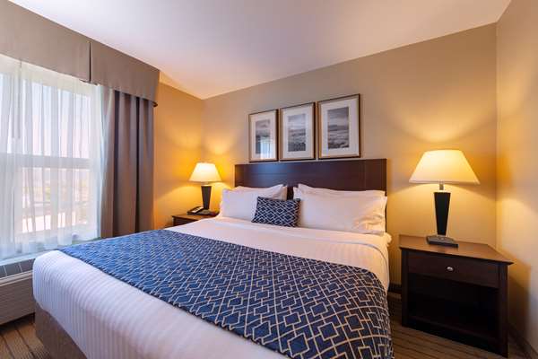  - Bayview Hotel Group Courtenay