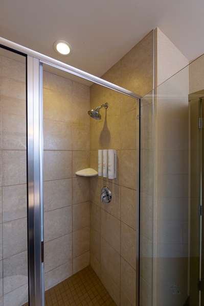  - Bayview Hotel Group Courtenay