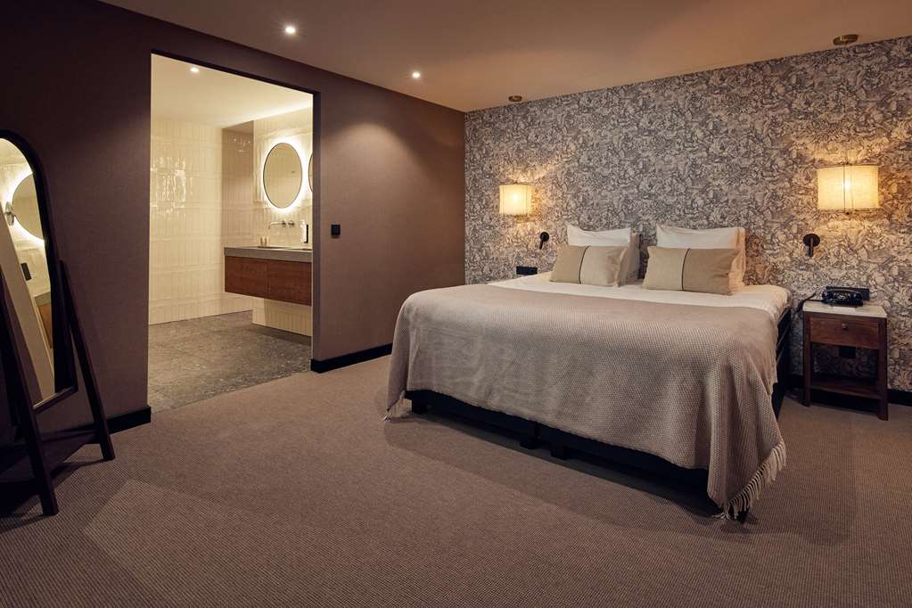 VAN DER VALK HOTEL CUIJK-guestroom-Guest Room,Suite,On-Site.jpg