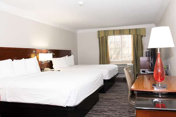  - SureStay Plus Hotel by Best Western Southwest Benbrook - I-20, Exit 429B