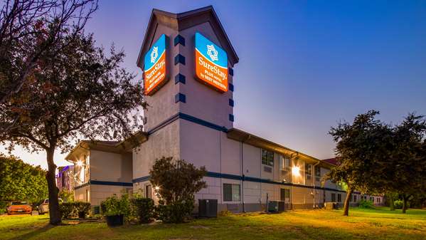 Exterior view - SureStay Plus Hotel by Best Western Southwest Benbrook - I-20, Exit 429B