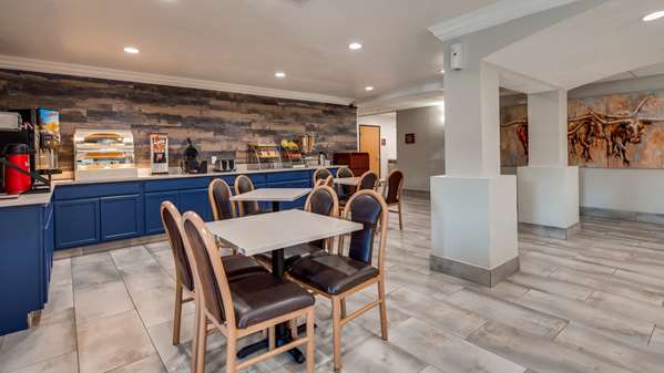 Amenities - SureStay Plus Hotel by Best Western Southwest Benbrook - I-20, Exit 429B