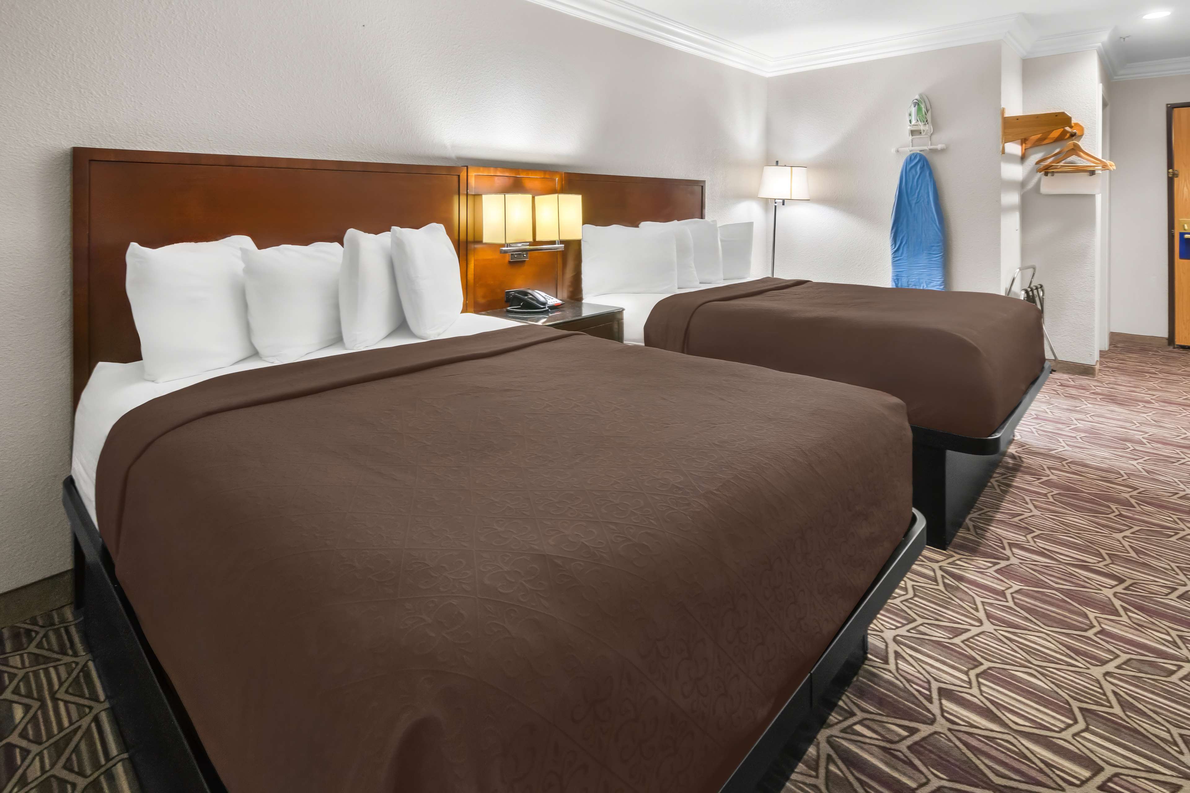 SureStay Plus by Best Western Benbrook Fort Worth Room Type - Accessible - 2 Queen, Mobility Accessible, Bathtub, Microwave And Refrigerator, Non-Smoking, Full Br SureStay Plus by Best Western Benbrook Fort Worth Room Type - Accessible - 2 Queen, Mobility Accessible, Bathtub, Microwave And Refrigerator, Non-Smoking, Full Br