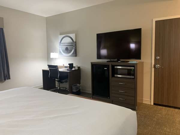  - Best Western Plus Horseheads Inn & Suites - I-86, Exit 52A