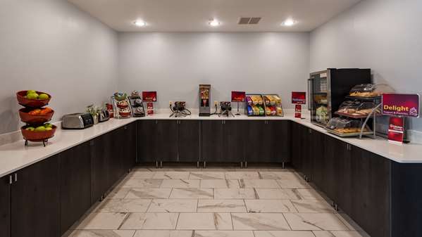 Restaurant - Best Western Plus Appleton Airport Hotel