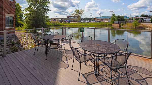  - Best Western Plus Appleton Airport Hotel