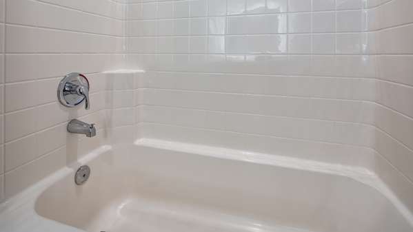  - Best Western Plus Appleton Airport Hotel