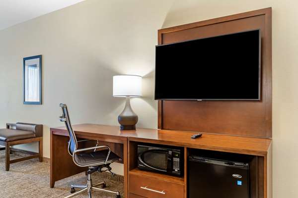 Suite - Comfort Suites San Antonio - I-35 & I-410, Exit 164A