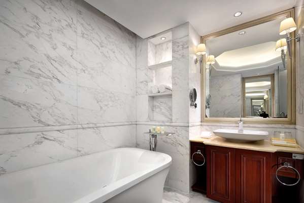 Guest Room,Bathroom,On-Site