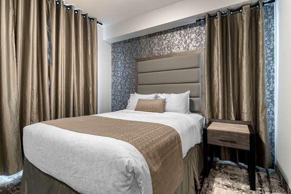  - Hue Hotel Kamloops