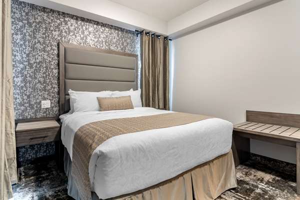  - Hue Hotel Kamloops