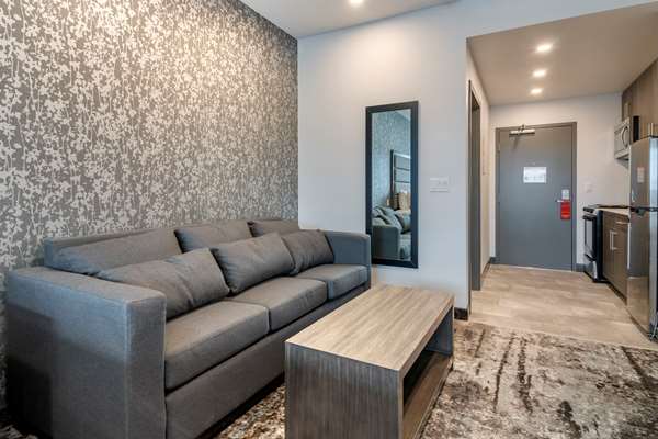 Suite - Hue Hotel Kamloops