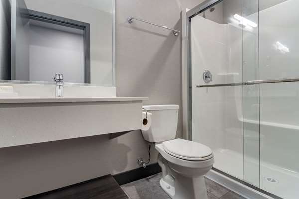  - Hue Hotel Kamloops