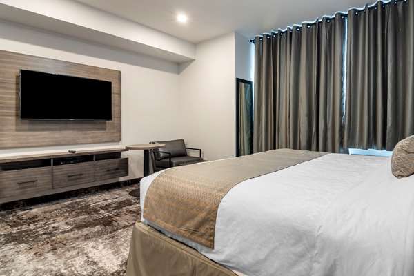 Suite - Hue Hotel Kamloops