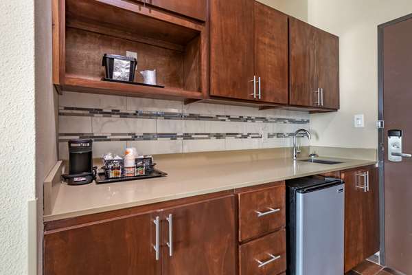 Suite - Comfort Suites Cedar Park