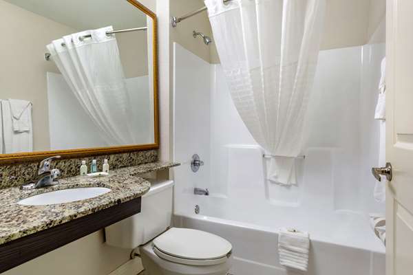  - Quality Inn & Suites Longview - I-20, Exit 596