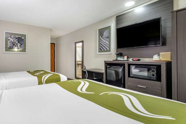  - Quality Inn & Suites Longview - I-20, Exit 596