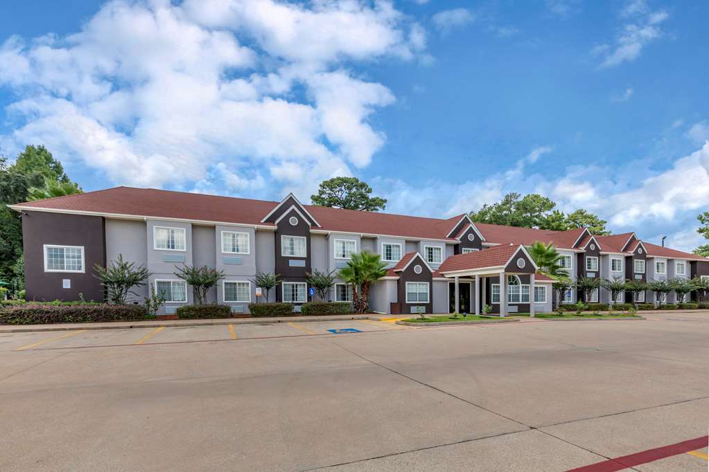 Quality Inn & Suites Longview