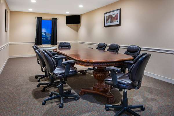  - Days Inn & Suites Florence