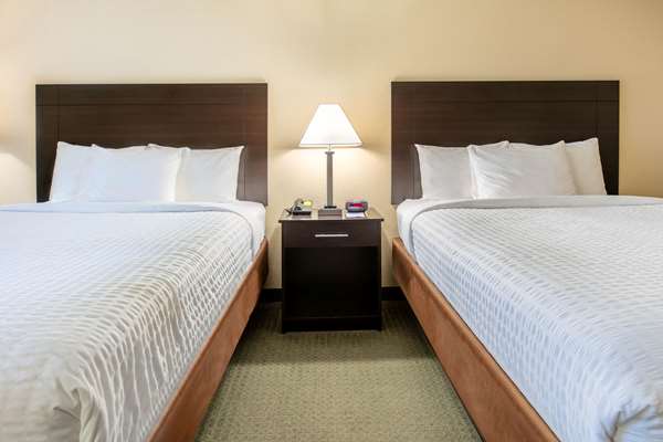  - Days Inn & Suites Florence