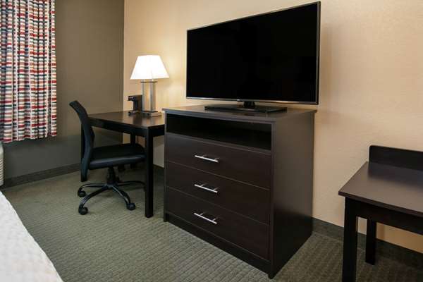  - Days Inn & Suites Florence