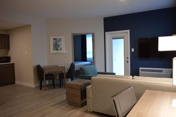  - Best Western Plus Gateway to the Falls Hotel Clearwater