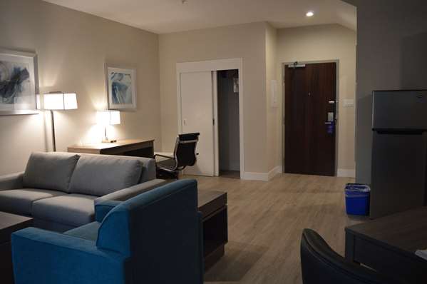  - Best Western Plus Gateway to the Falls Hotel Clearwater