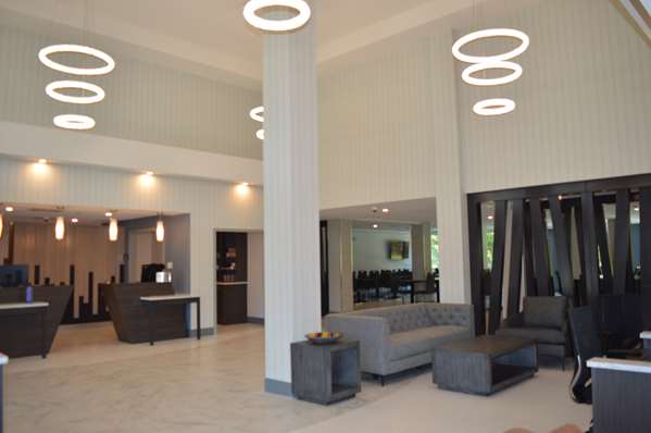  - Best Western Plus Gateway to the Falls Hotel Clearwater