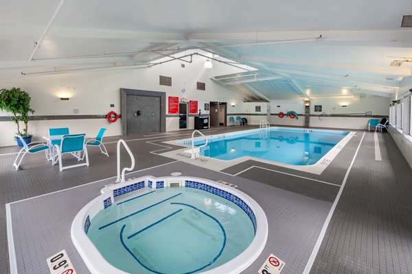 Pool - Best Western Plus West Edmonton Hotel
