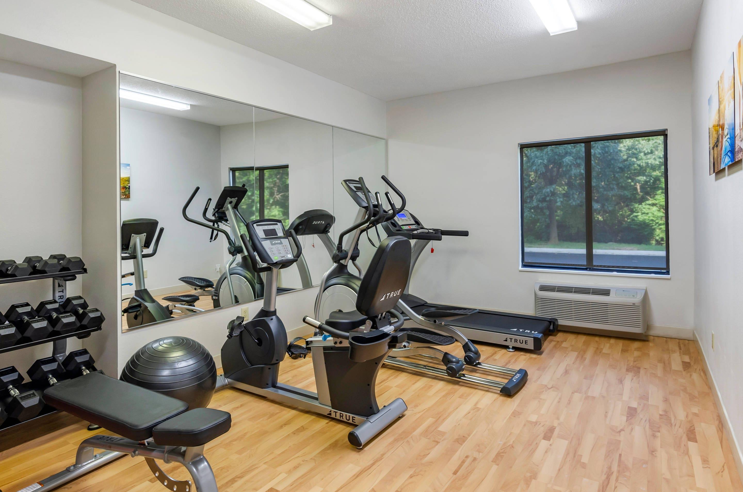 Exercise room with cardio equipment