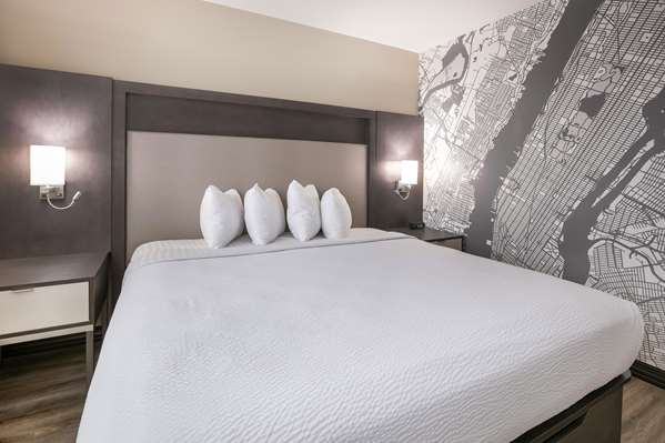  - Best Western Plus Executive Residency Bronx New York