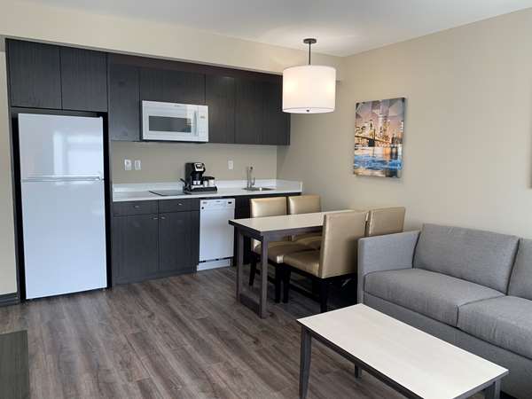 Suite - Best Western Plus Executive Residency Bronx New York