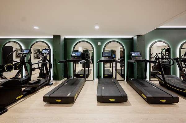 Fitness/ Exercise Room - Hotel Fort Des Moines