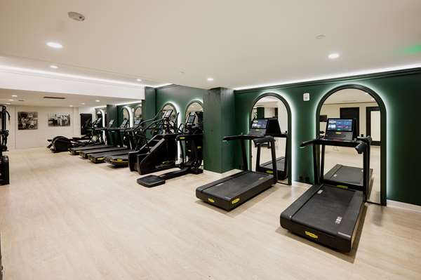 Fitness/ Exercise Room - Hotel Fort Des Moines