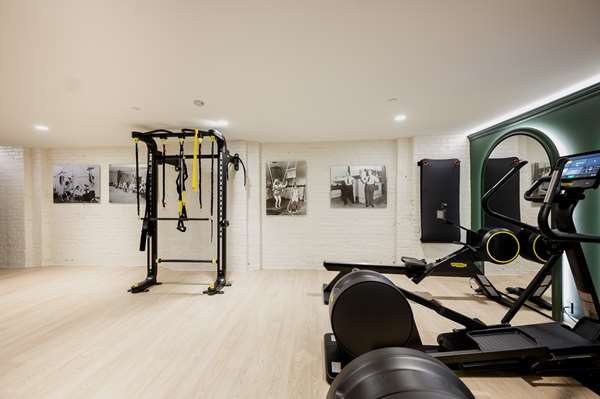 Fitness/ Exercise Room - Hotel Fort Des Moines