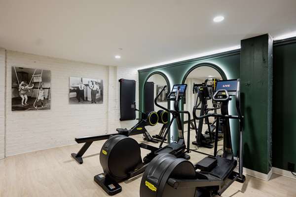 Fitness/ Exercise Room - Hotel Fort Des Moines
